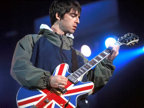 how old is noel gallagher and liam